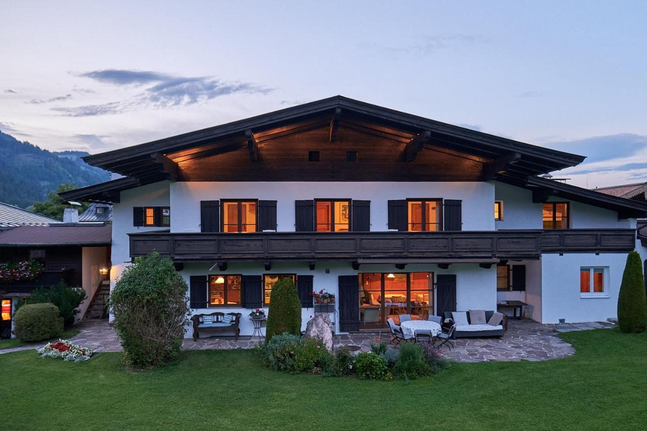 Pension Landhaus Gasteiger Kitzbühel Kültér fotó
